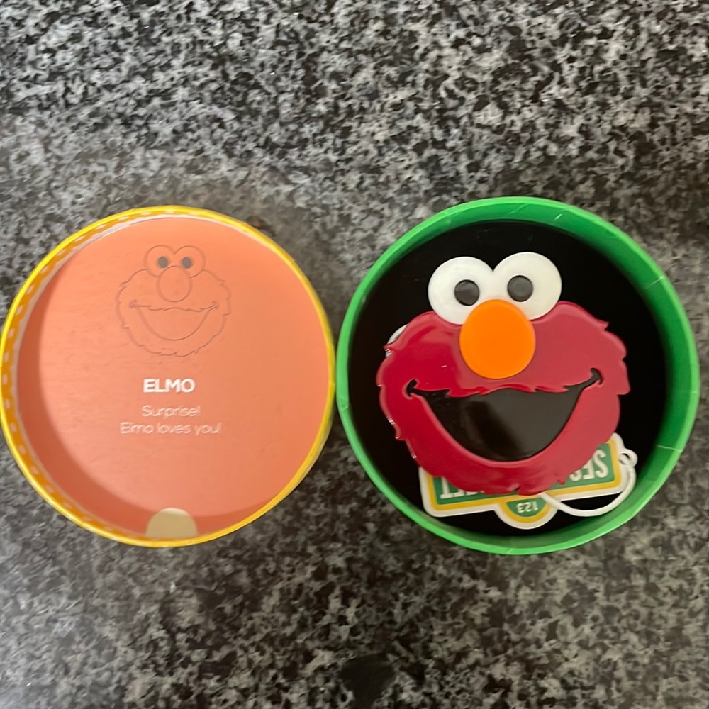 NIB ERSTWILDER Sesame Street Elmo brooch